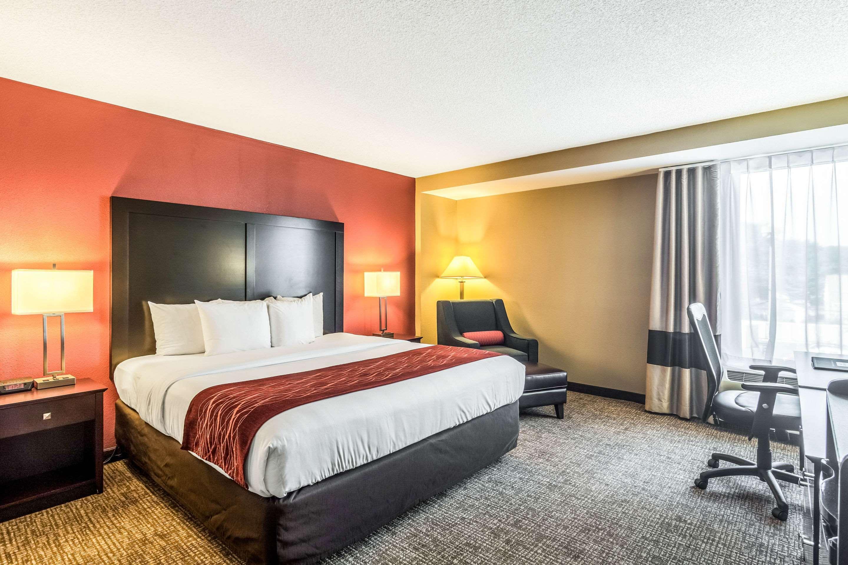 Comfort Inn Convention Center-Chicago O'Hare Airport Де Плейнс Екстериор снимка