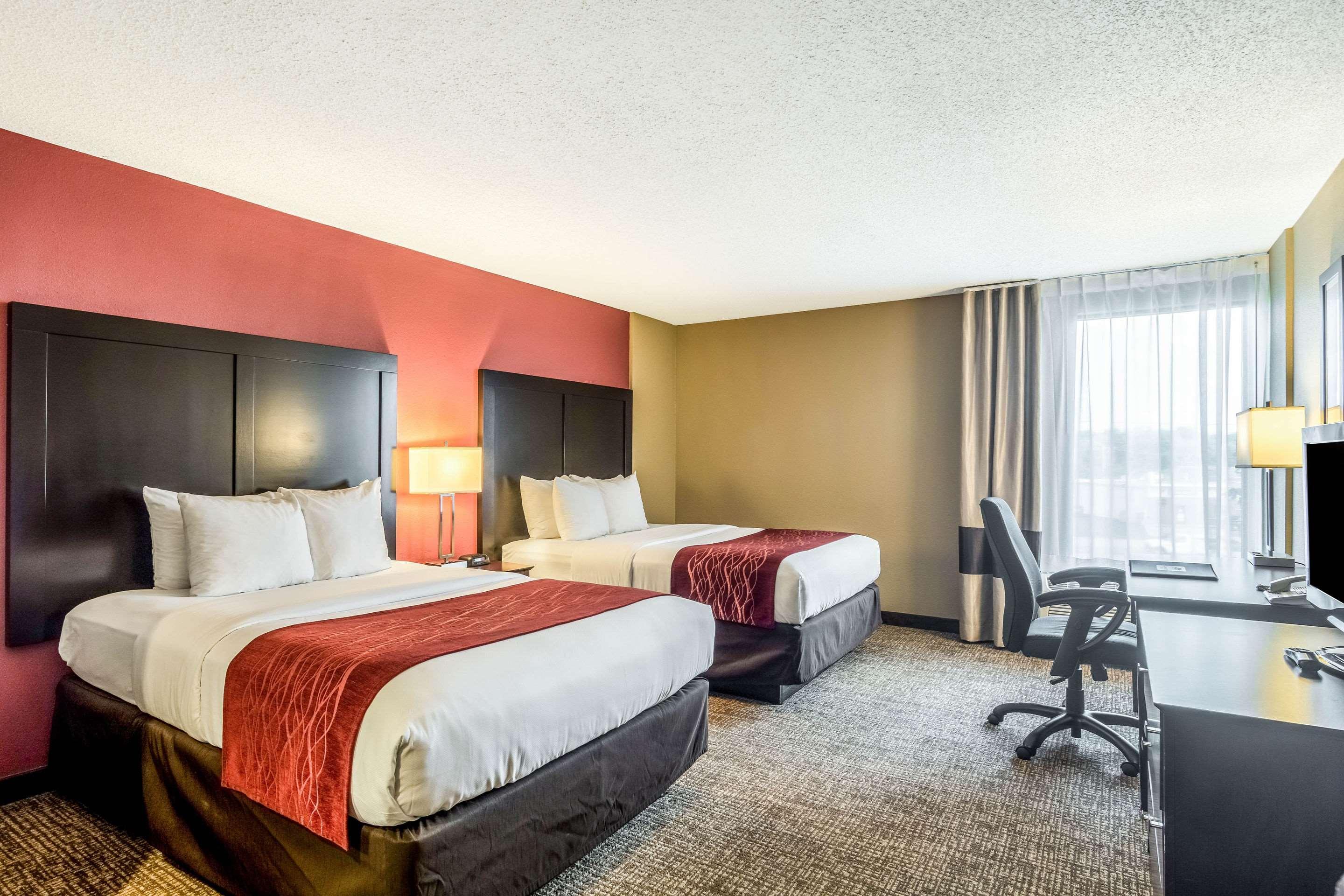 Comfort Inn Convention Center-Chicago O'Hare Airport Де Плейнс Екстериор снимка
